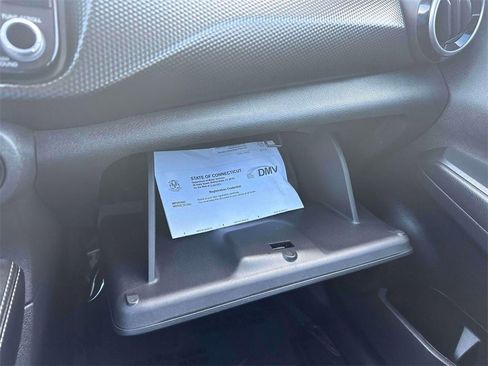 Certified 2023 Nissan Kicks SV image 31