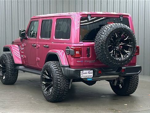 Used 2024 Jeep Wrangler Unlimited Sahara w/ Safety Group image 3