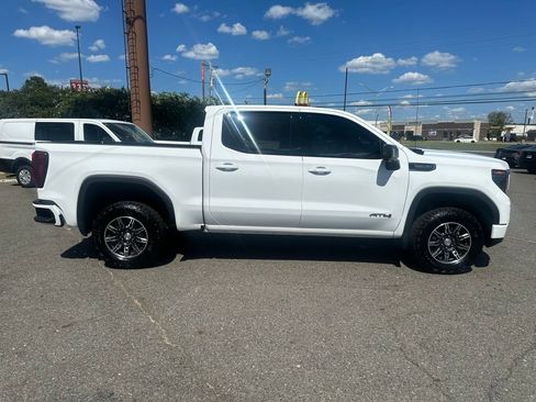 Used 2025 GMC Sierra 1500 AT4 AWD/4WD image 10