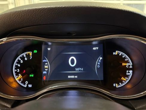 Used 2020 Jeep Grand Cherokee Limited image 18