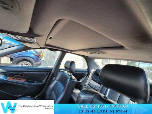 Used 2000 Lexus ES 330 FWD image 9