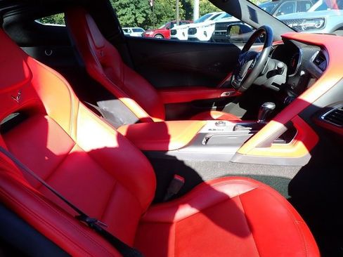 Used 2015 Chevrolet Corvette Z06 w/ 3LZ Preferred Equipment Group image 10