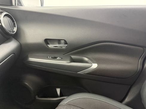 Used 2023 Nissan Kicks SV FWD image 24