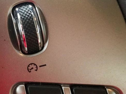 Used 2009 Jaguar XF Luxury image 23