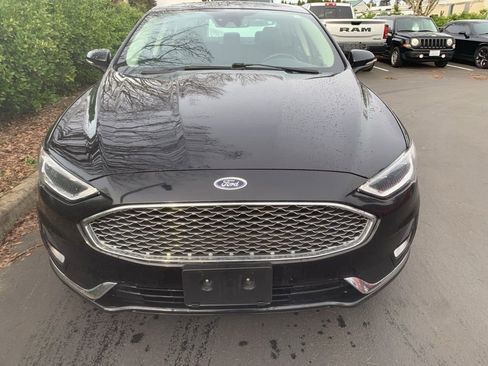 Used 2019 Ford Fusion Titanium image 6