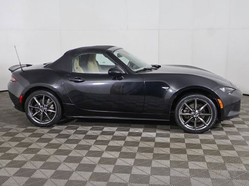 Used 2016 MAZDA MX-5 Miata Grand Touring image 14