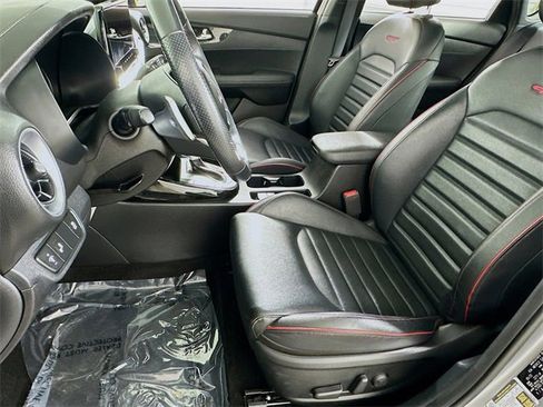 Used 2023 Kia Forte GT w/ GT2 Package image 9