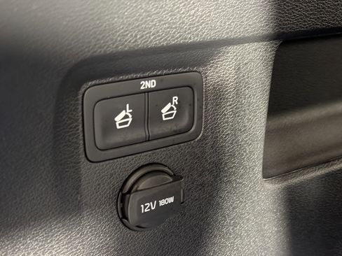 Certified 2023 Kia Telluride S w/ S Sunroof Package image 16