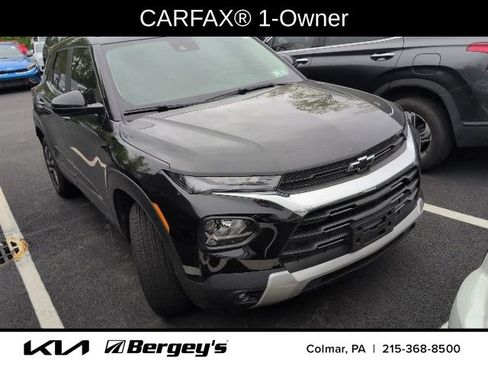 Used 2023 Chevrolet TrailBlazer LT w/ Convenience Package AWD/4WD image 3