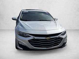 Used 2020 Chevrolet Malibu LT FWD video 3