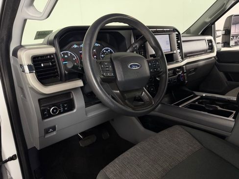 Used 2024 Ford F250 XLT w/ FX4 Off-Road Package AWD/4WD image 19