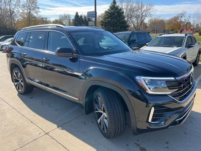 New 2026 Volkswagen Atlas SEL Premium R-Line