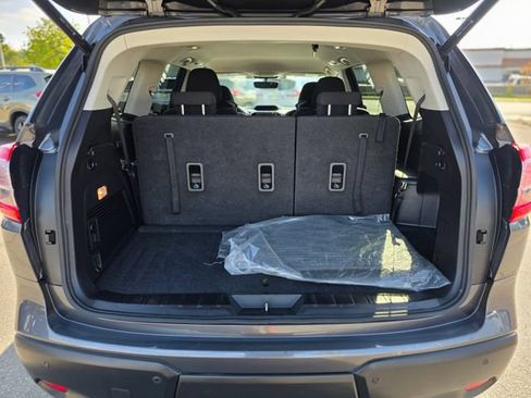 Used 2020 Subaru Ascent Premium w/ Convenience Package AWD/4WD image 18