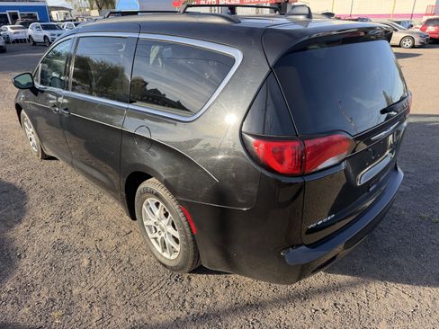 Used 2020 Chrysler Voyager Lxi image 7