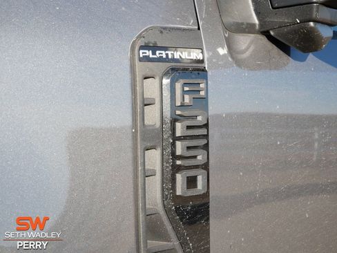 New 2026 Ford F250 Platinum w/ FX4 Off-Road Package image 11