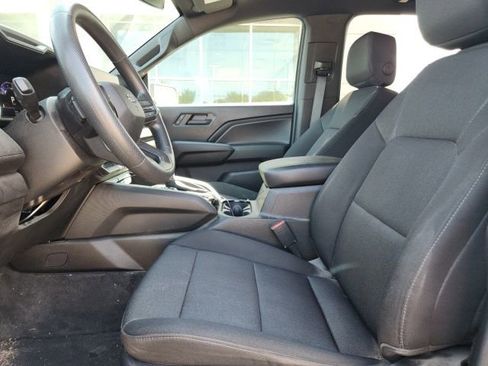 Used 2024 Chevrolet Colorado Trail Boss AWD/4WD image 13