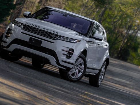 Used 2020 Land Rover Range Rover Evoque R-Dynamic S image 24