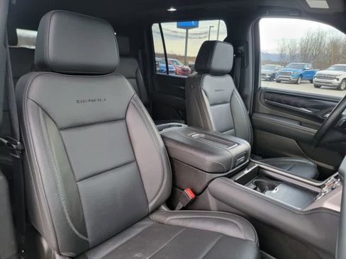 Certified 2024 GMC Yukon XL Denali image 17