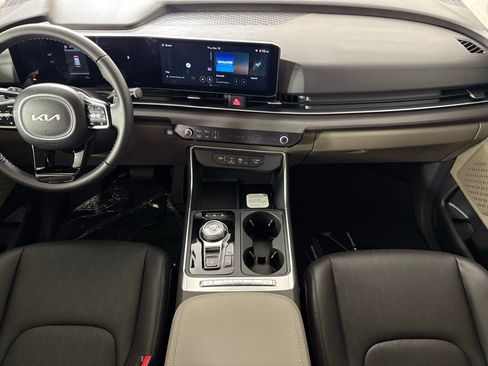 New 2026 Kia Carnival EX image 34