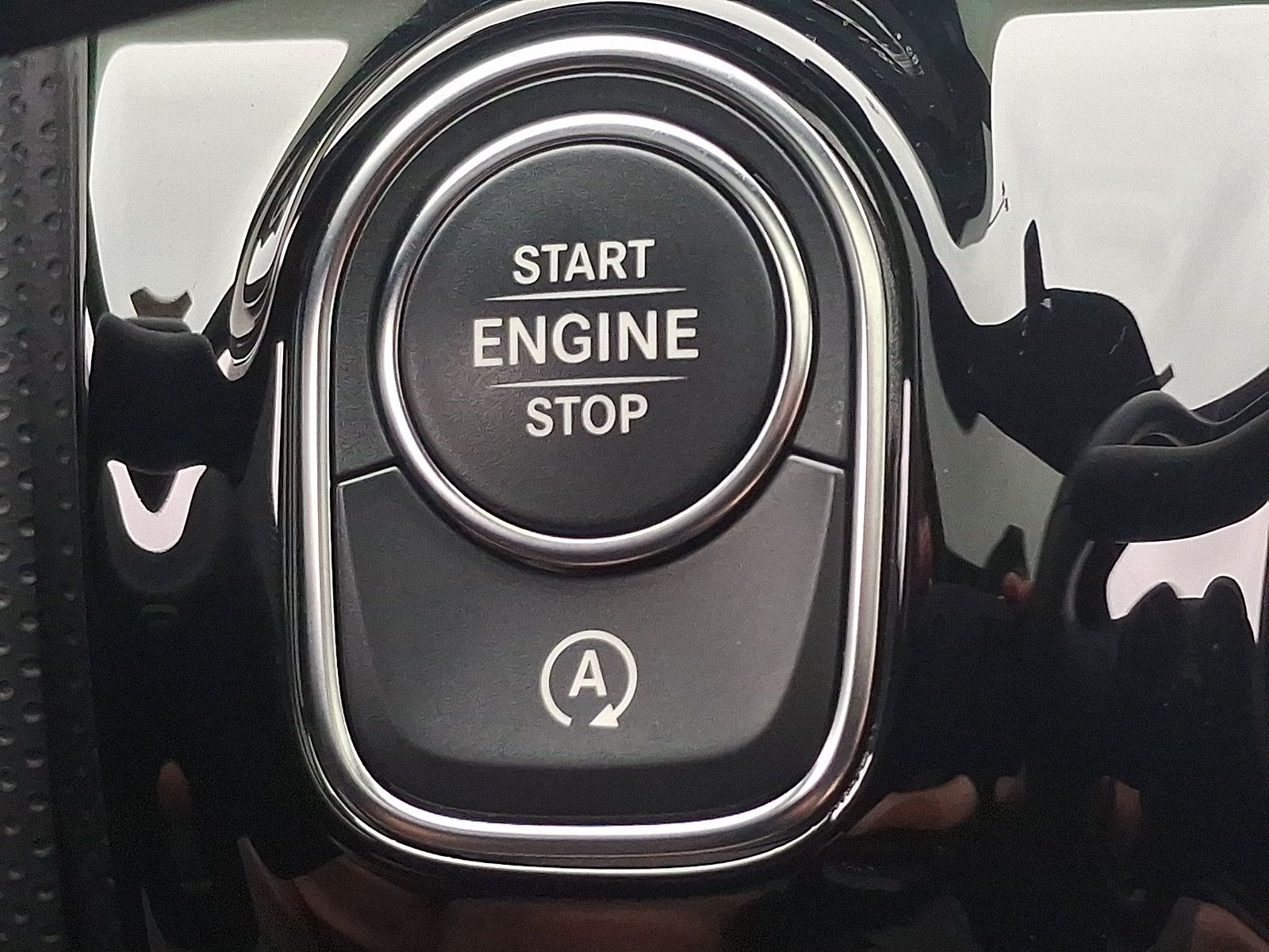 Used 2022 Mercedes-Benz CLA 250 4MATIC image 23