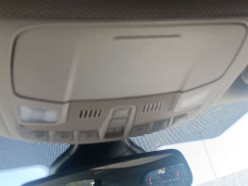 Used 2024 Ford Edge SEL w/ Convenience Package image 20