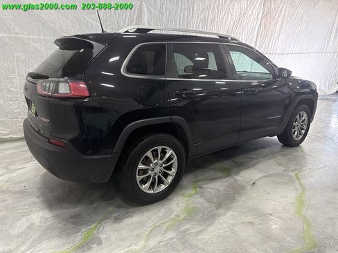 Used 2019 Jeep Cherokee Latitude Plus w/ Cold Weather Group image 8