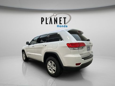 Used 2016 Jeep Grand Cherokee Laredo AWD/4WD image 5