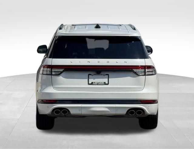 Used 2025 Lincoln Aviator Reserve w/ Equipment Group 201A AWD/4WD image 6