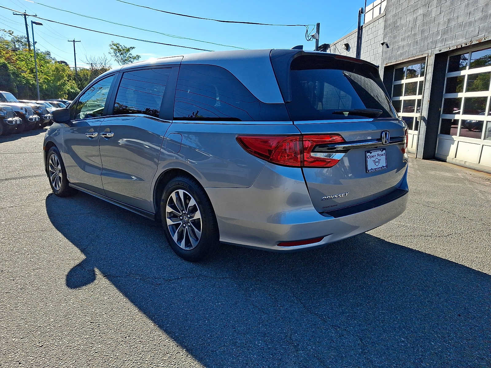 Used 2023 Honda Odyssey EX-L image 4