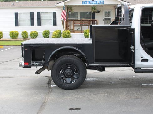 Used 2025 RAM 2500 Tradesman AWD/4WD image 11