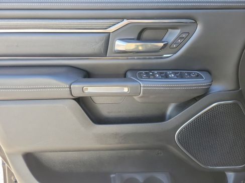 Used 2020 RAM 1500 Limited w/ Body Color Bumper Group image 15