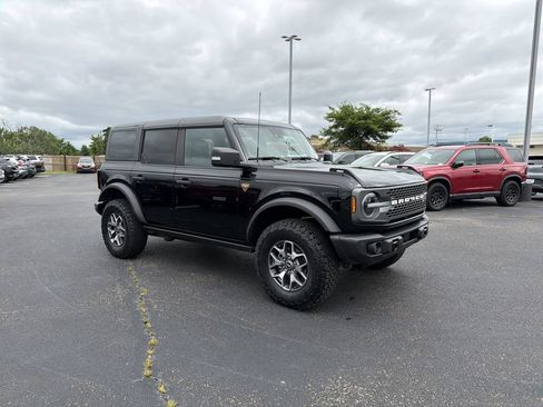 Used 2023 Ford Bronco Badlands AWD/4WD image 5