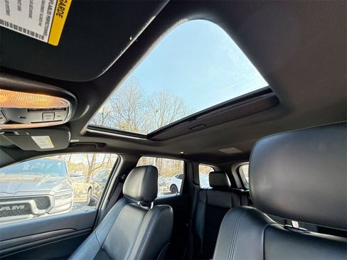 Used 2020 Jeep Grand Cherokee Altitude image 16