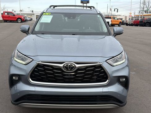 Used 2022 Toyota Highlander Platinum image 14