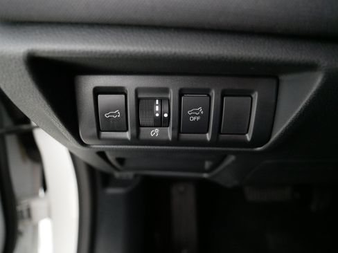 Used 2024 Subaru Outback Premium AWD/4WD image 26