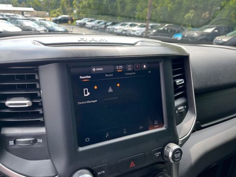 Used 2024 RAM 2500 Big Horn w/ Bed Utility Group image 20