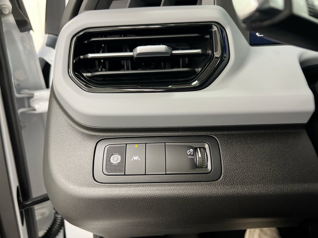 New 2027 Chevrolet Bolt LT FWD image 19