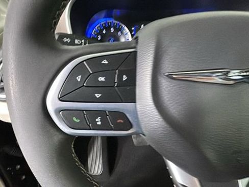 Used 2024 Chrysler Voyager LX FWD image 16