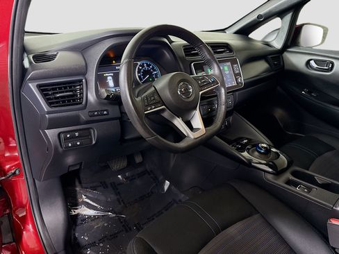 Used 2021 Nissan Leaf SV w/ SV Technology Package FWD image 23