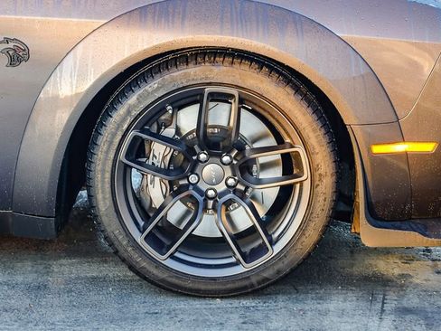 Used 2022 Dodge Challenger SRT Hellcat image 11