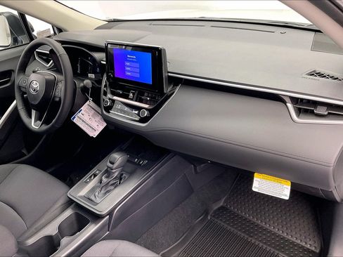 New 2026 Toyota Corolla Cross LE w/ Cold Weather Package AWD/4WD image 6