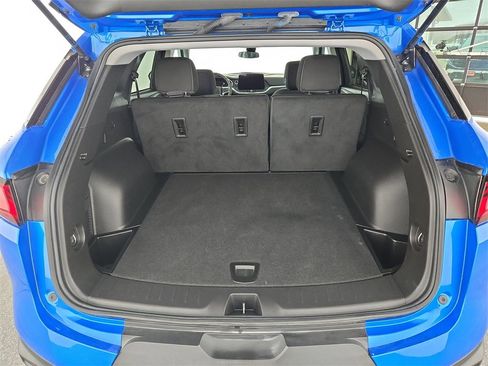 Used 2025 Chevrolet Blazer LT image 31