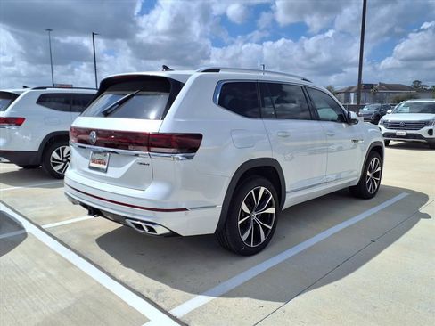 New 2026 Volkswagen Atlas SEL Premium R-Line AWD/4WD image 4