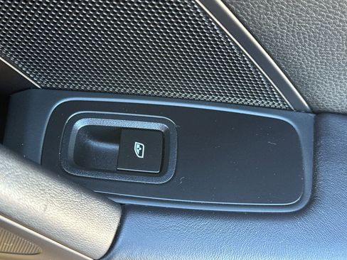 Used 2022 Porsche 911 Carrera S image 18