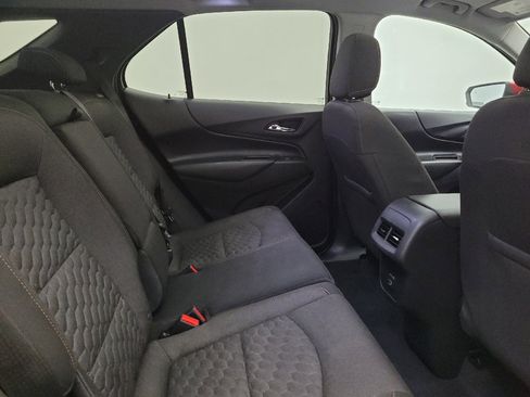 Used 2019 Chevrolet Equinox LT image 19