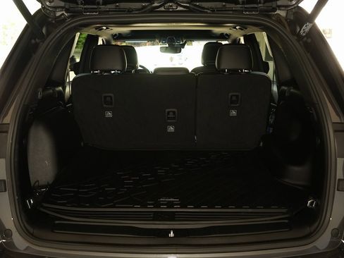 Used 2022 Jeep Grand Cherokee Altitude image 29