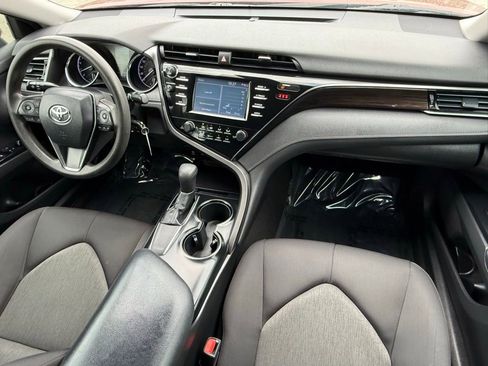 Used 2019 Toyota Camry LE FWD image 24