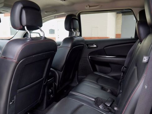 Used 2016 Dodge Journey R/T image 23