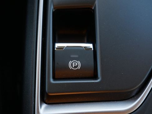 Used 2025 Subaru Impreza 2.0i image 30