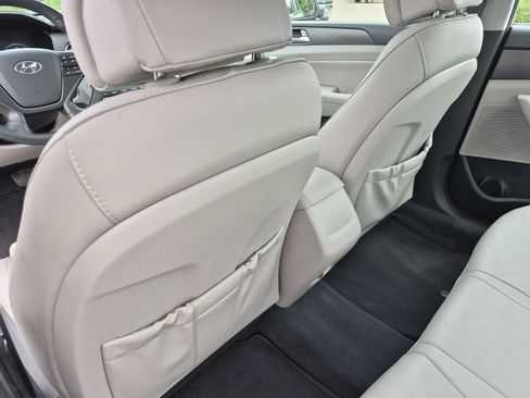 Used 2016 Hyundai Sonata Sport w/ Option Group 1V FWD image 18